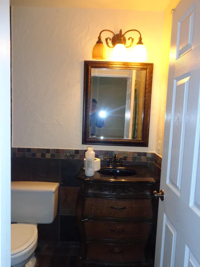  Unit E photo 6