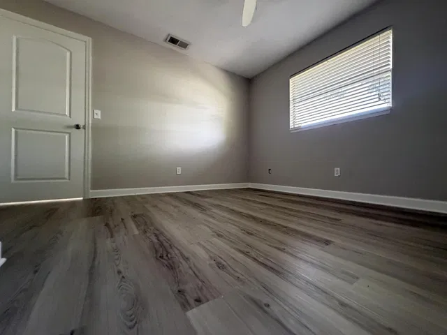  Residence photo 8