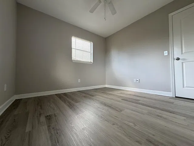  Residence photo 15