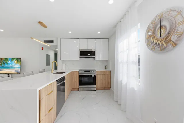 Residence photo 9