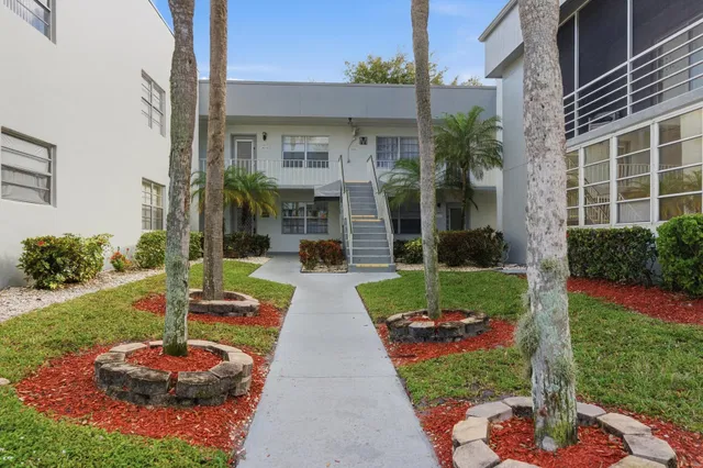 Residence photo 28