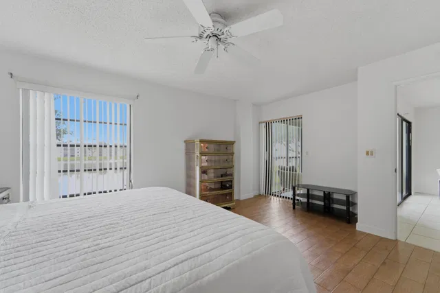  Unit 209 photo 11