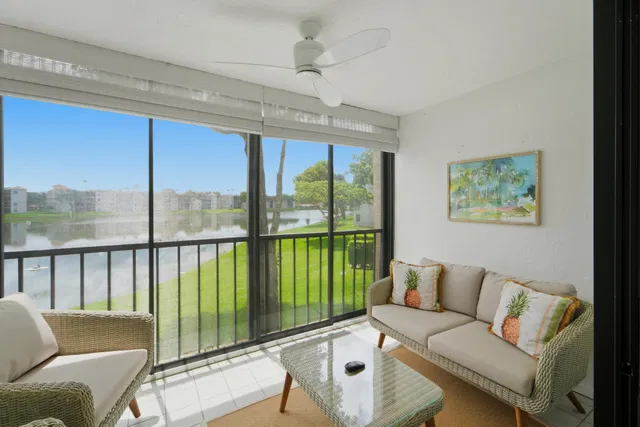  Unit 209 photo 22