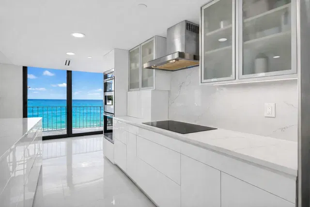 South Palm Beach Unit 4c I photo 9