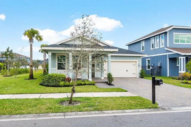 Residence photo 47