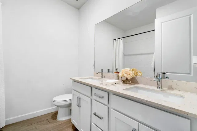 Residence photo 67