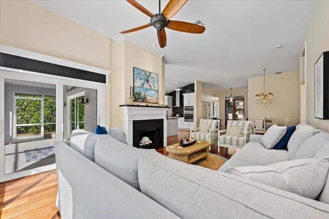 Residence photo 16