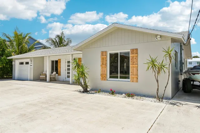 Residence photo 5