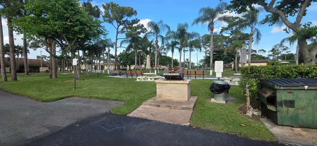 Unit B2 photo 21