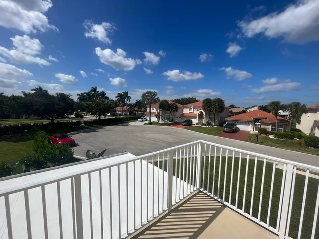 Residence photo 11
