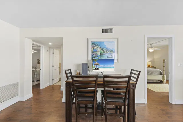 Unit 606 photo 15