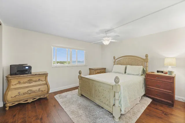 Unit 606 photo 22