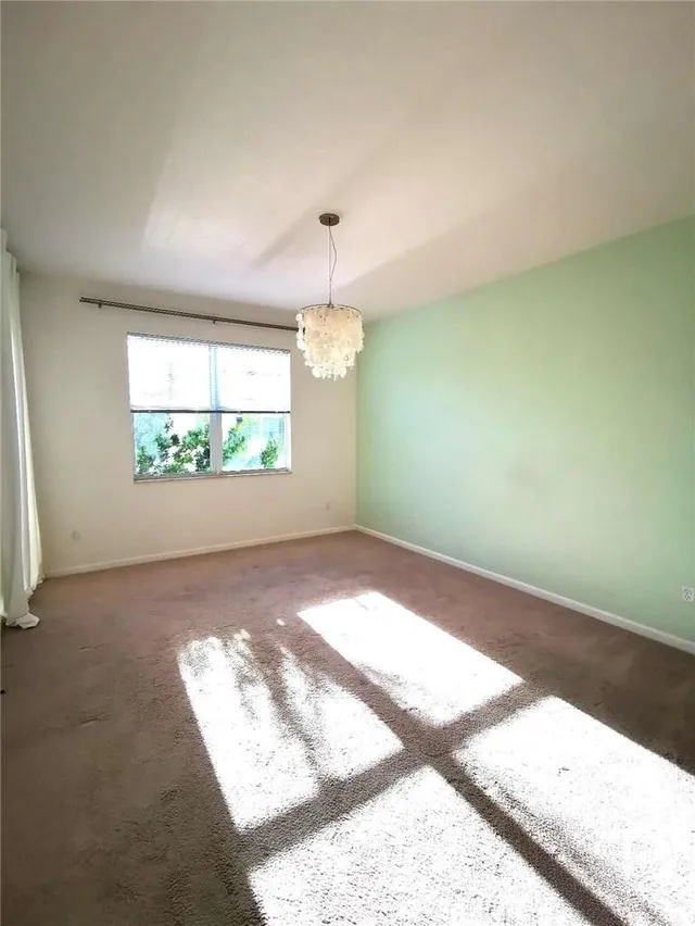 Residence photo 9