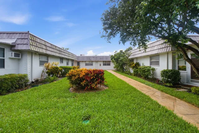 Residence photo 2