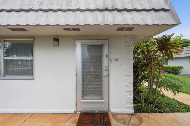 Residence photo 6
