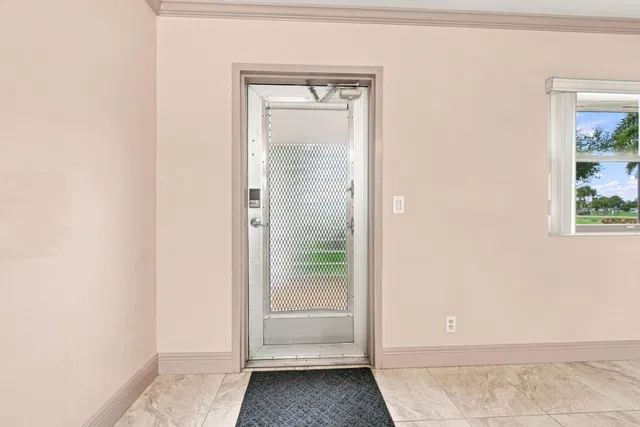 Residence photo 7