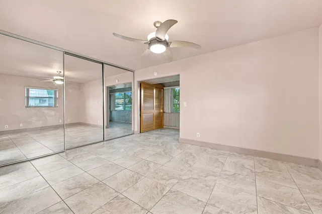 Residence photo 15