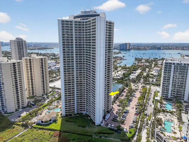 Tiara Singer Island Unit 8A photo 3