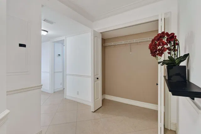 Tiara Singer Island Unit 8A photo 8