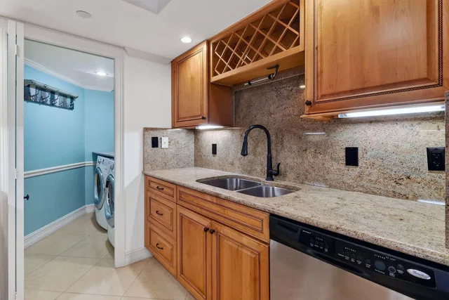 Tiara Singer Island Unit 8A photo 18