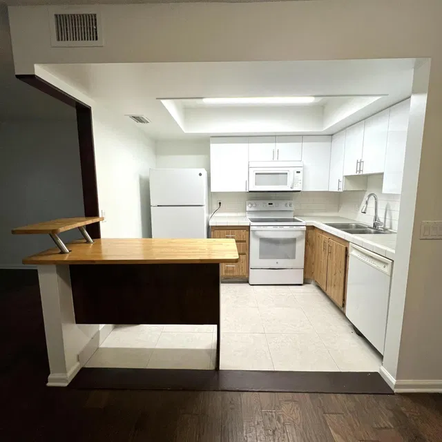 Residence photo 5