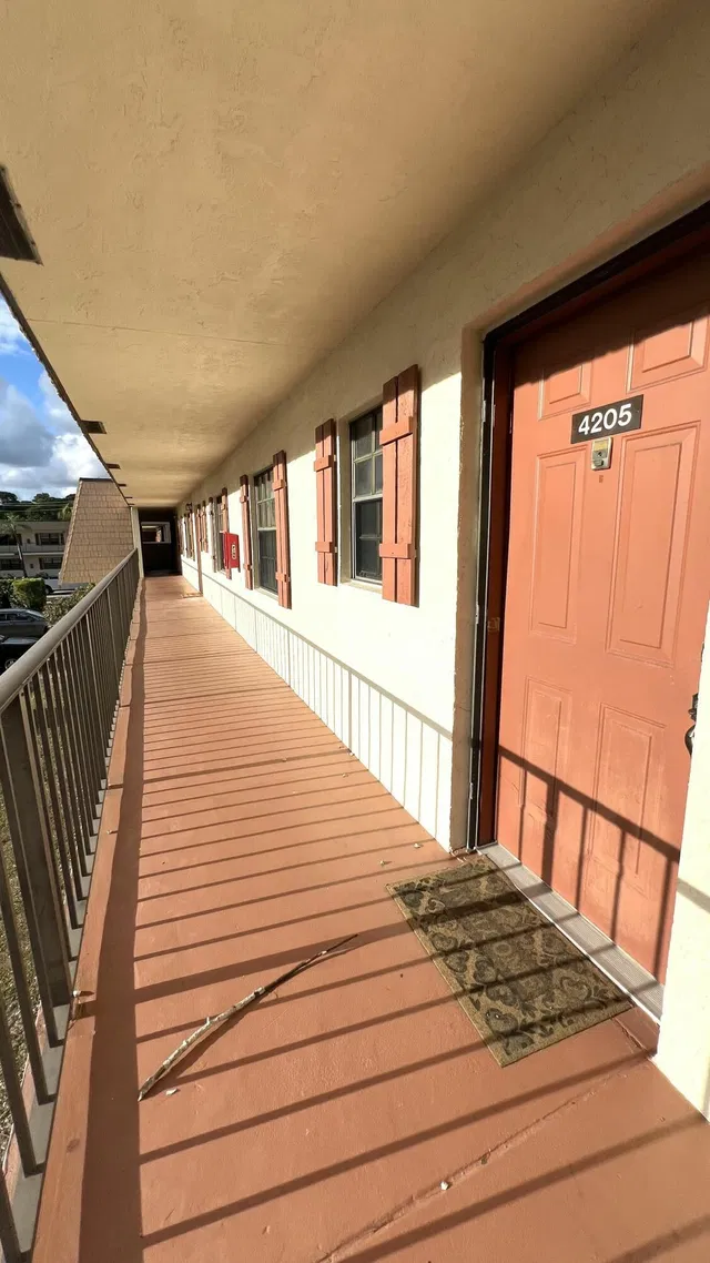  Residence photo 21