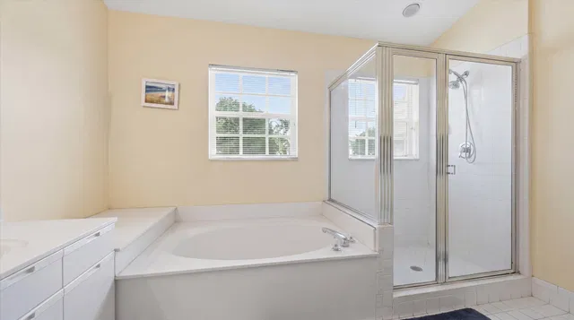  Unit B2 photo 16