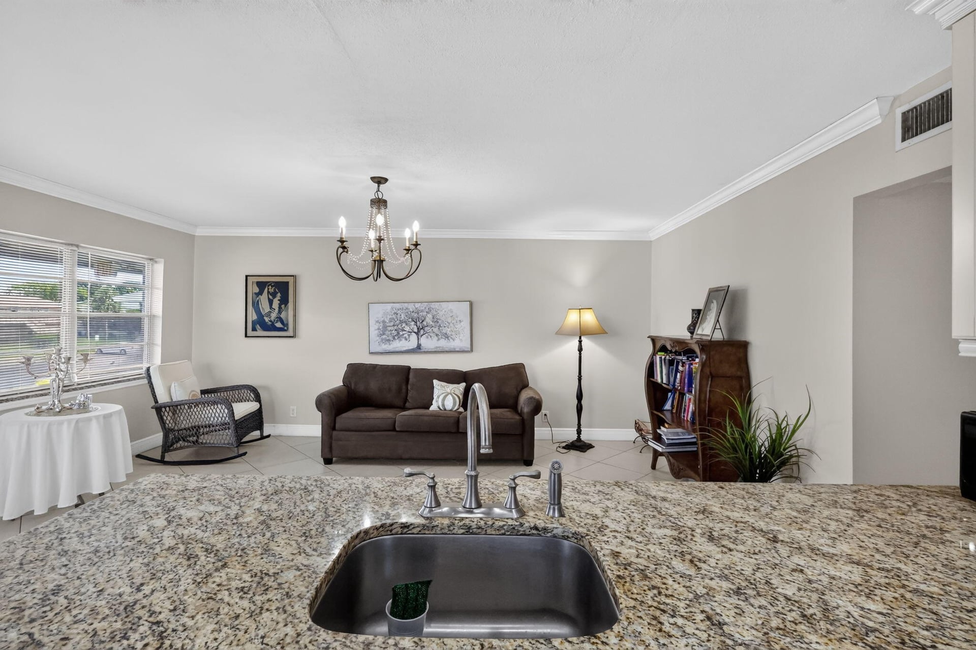 Residence photo 9