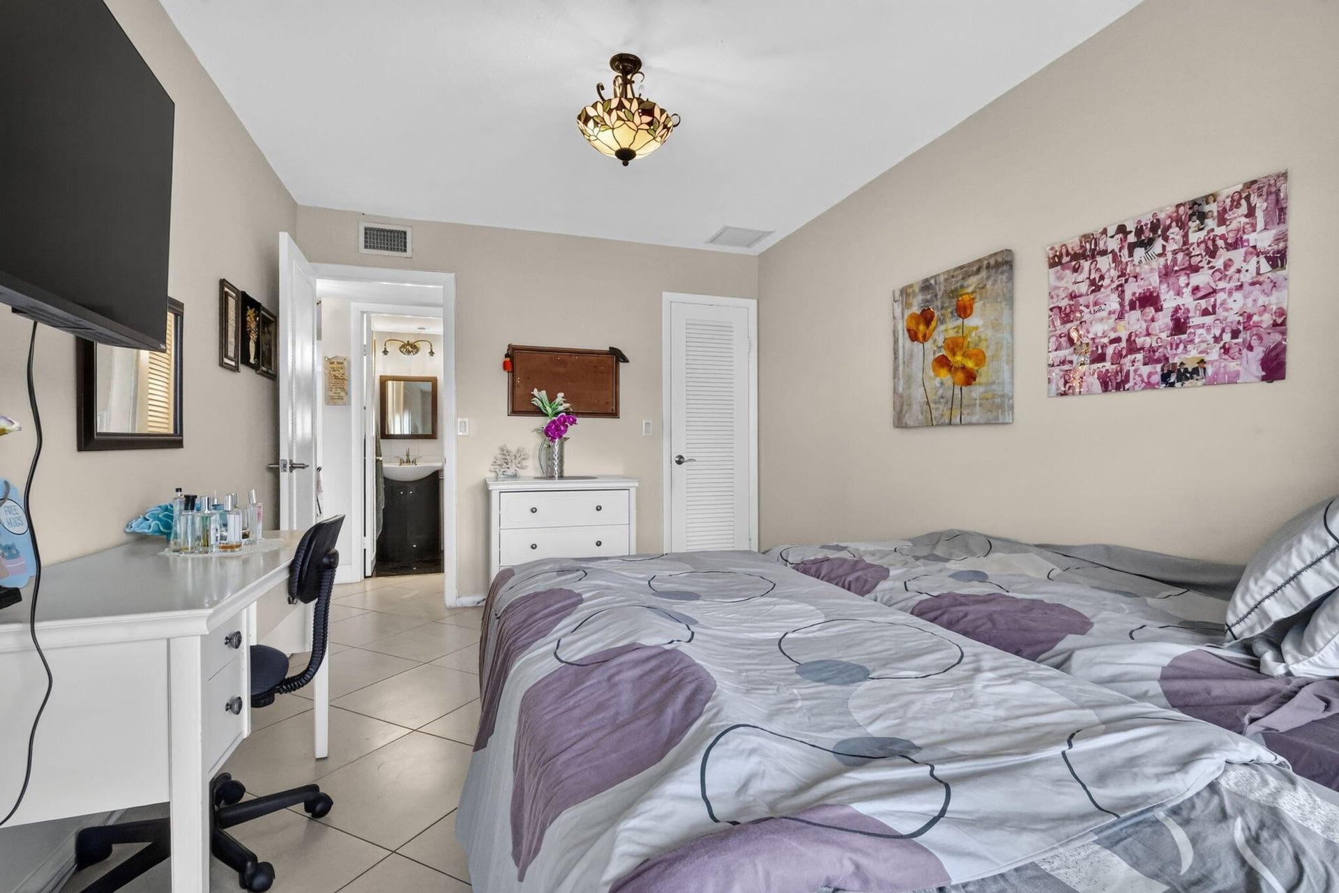 Residence photo 12