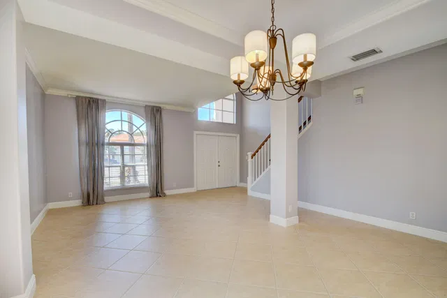 Residence photo 9