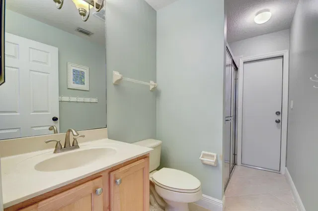Residence photo 18
