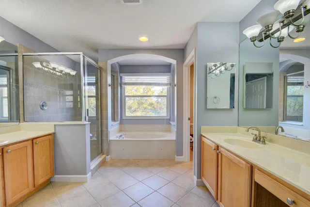 Residence photo 24
