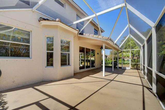 Residence photo 39