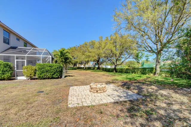 Residence photo 45