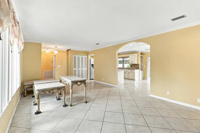  Residence photo 5