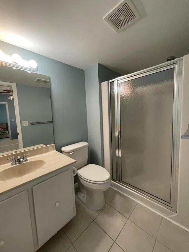  Unit 155 photo 8