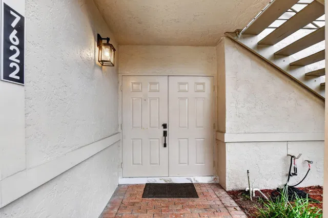 Residence photo 4