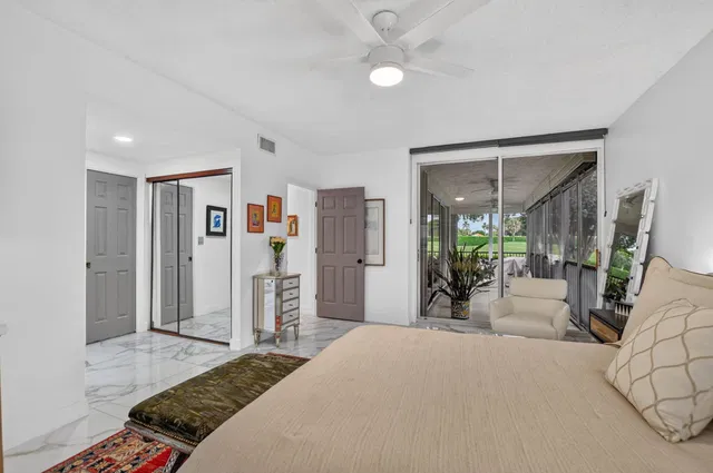 Residence photo 32