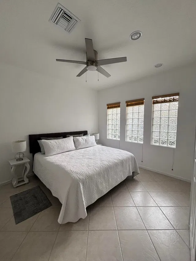 Residence photo 15