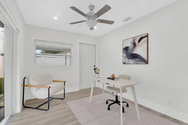 Residence photo 17