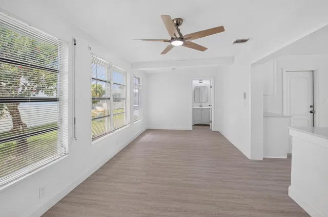 Residence photo 9