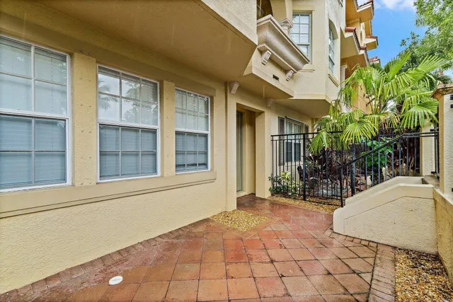 Residence photo 10