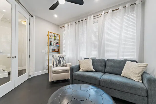 Residence photo 14