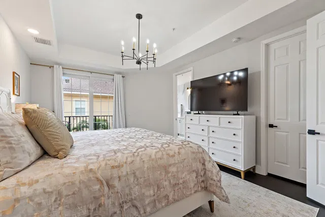 Residence photo 34