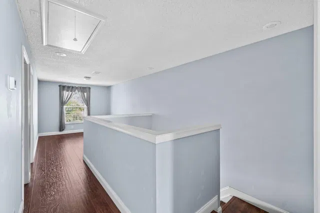 Residence photo 24