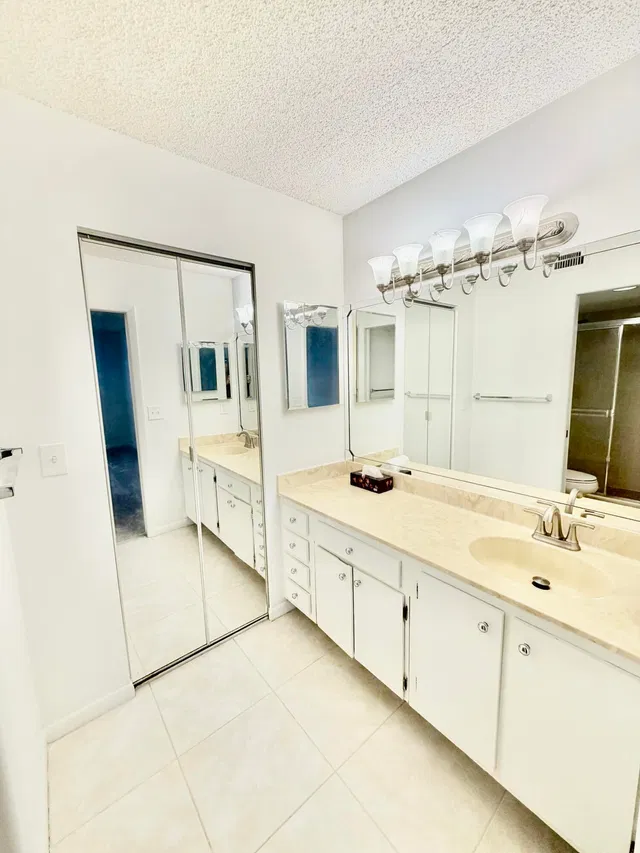 Unit 214 photo 35