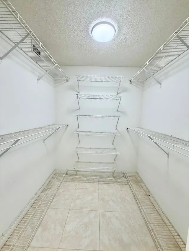 Unit 214 photo 38