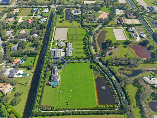 Palm Beach Point Residence photo 2