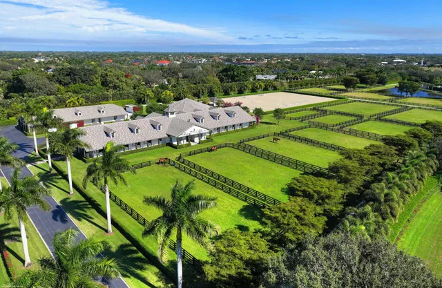Palm Beach Point Residence photo 9