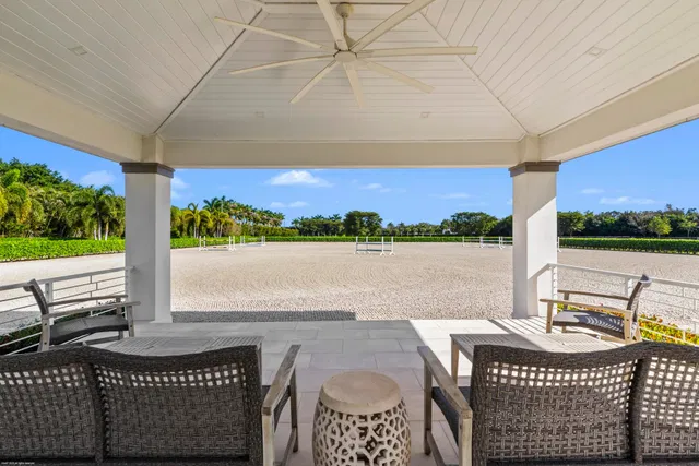 Palm Beach Point Residence photo 10